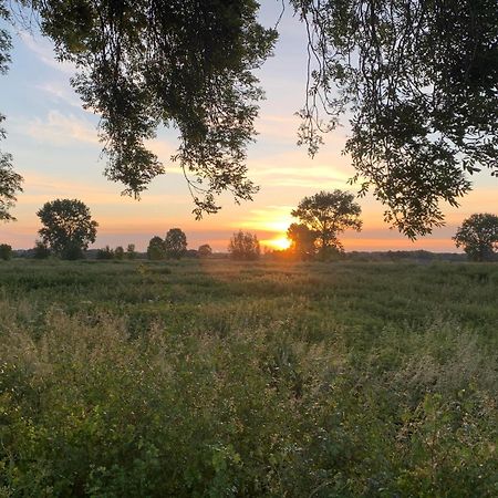 Langs De Maas Bed and Breakfast Boxmeer Esterno foto